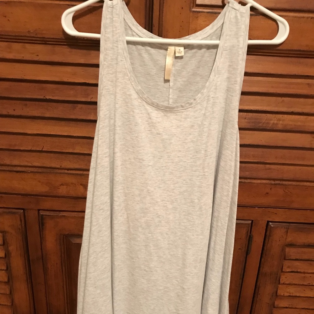 J. Jill PureJill Light Gray Flared Tank Top - Size Medium⬅️